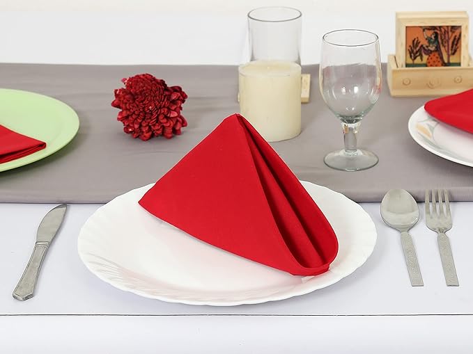 TARAN LIVING Cotton Solid Cloth Dinner Table Napkins Washable Perfect for Dining Table Easter Napkin Cloth Halloween Party Hotel Decor & DIY - Set of 4 18x18 Inch - Red