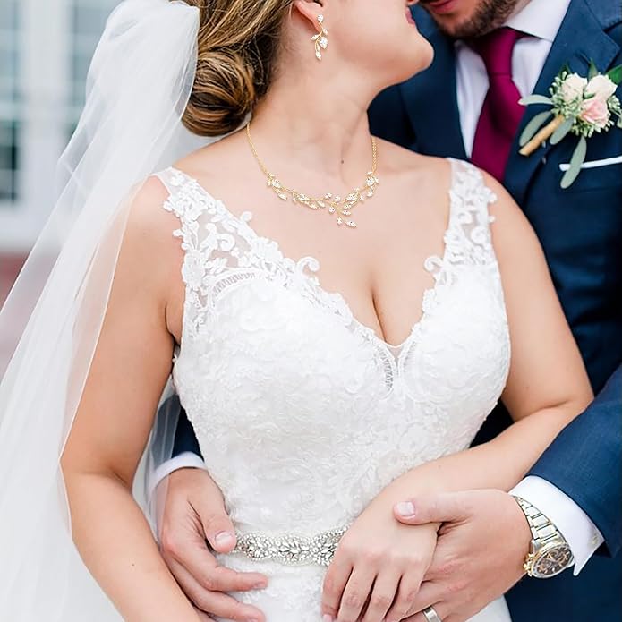 EVER FAITH Wedding Jewelry for Bride Women Bridesmaid, Sparkly Cubic Zirconia Pear-Shaped Birthstone Leaf Necklace Earrings Set for Prom
