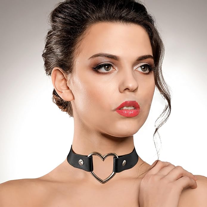 Halloween Sexy Women Lady Black Steampunk Gothic Goth Punk Rock Rivet Spike Studded Soft Leather Choker Collar Necklace Cosplay Night Club Party Costume Accessories Chocker Love Heart Jewelry