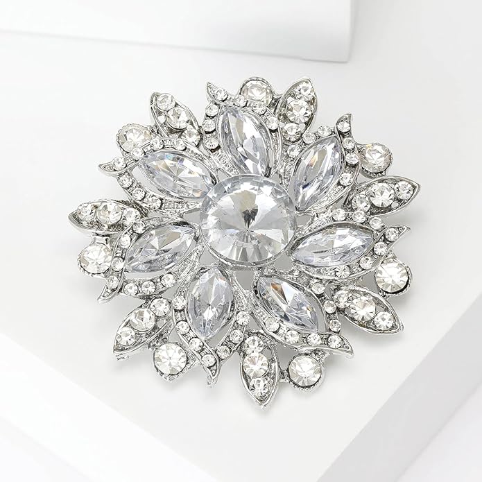 Rhinestone Flower Brooch for Women Vintage Crystal Flower Brooch Pin Elegant Clothing Hat Bag Accessories Christmas Birthday Party Wedding Costume Jewelry