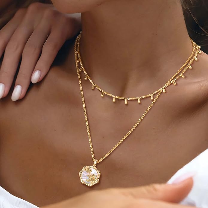 MEVECCO Birth Flower Necklace For Women 18k Gold Plated Mother Of Pearl Disc Floral Pendant Necklace Dainty 12 Birth Month Flower Handmade Personalized Jewelry Anniversary Christmas Birthday Gifts