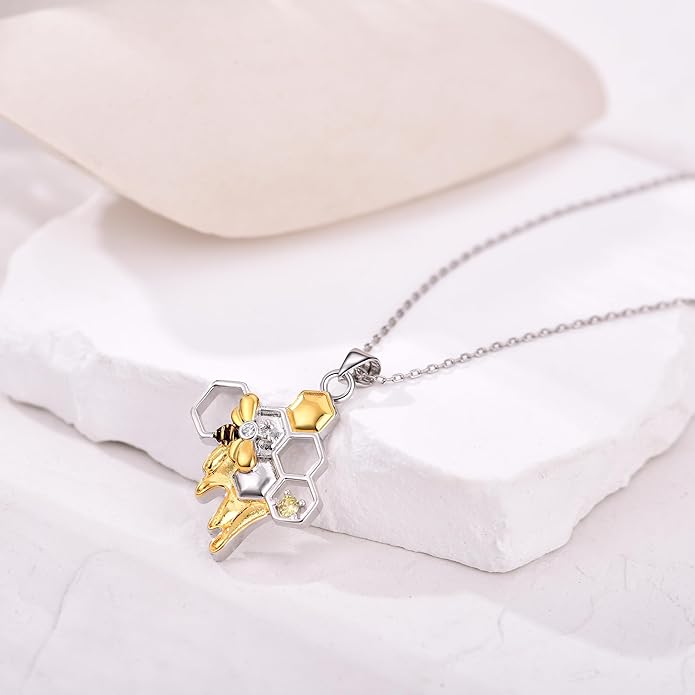 Flower Necklace Tulip/Sunflower/Daisy/Bee Pendant Necklaces Jewelry for Women Mom Gifts