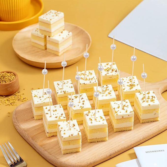 Cocktail Picks for Appetizers, Toothpicks for Appetizers, 100PCS White Cocktail Toothpicks for Drinks, Appetizer Skewers for Charcuterie Cups Board