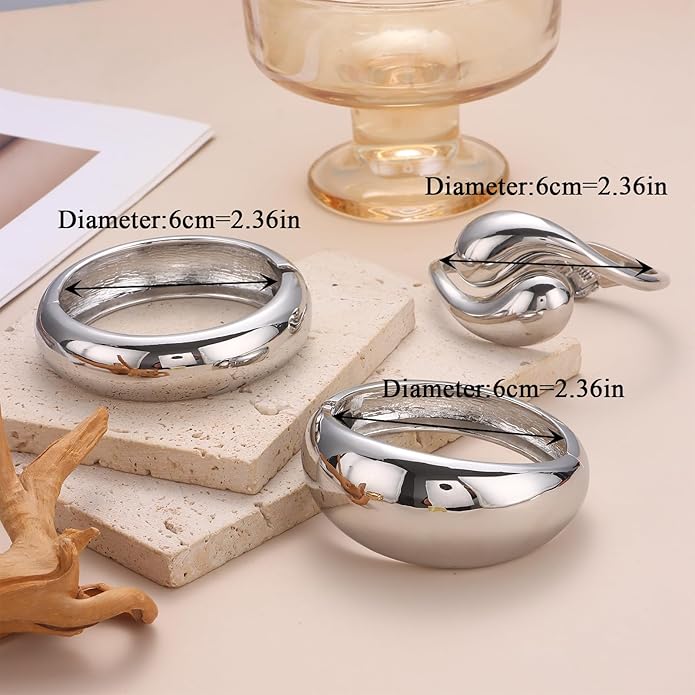 SAMOCO 3Pcs Chunky Gold Bangle Bracelets for Women Trendy Wide Wrist Cuff Bracelets Stack Statement Bangle Fashion Gifts