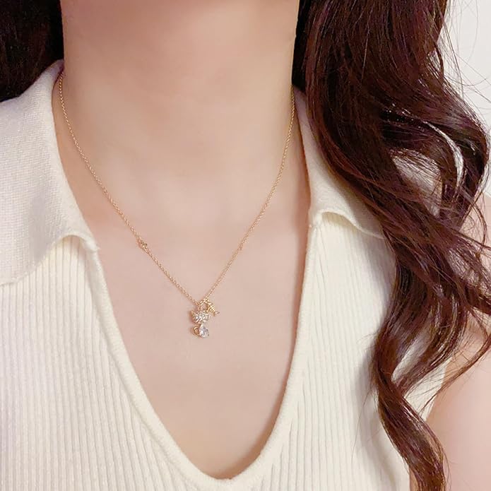 Cute Cat Pendant Necklace for Women Girls, Gold Plated Dainty Kitty Necklace, Sparkling Animal Jewelry with Crystal Charm, Adjustable Chain, Sweet Gift for Birthday, Valentines, Christmas