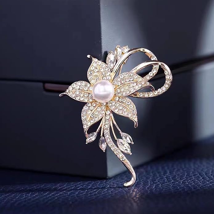 Crystal Pearl Flower Brooches Pins Fashion Beautiful Created Rhinestone Floral Brooch Good Idea for Party Dance Wedding Banquet for Elegant Women Girl