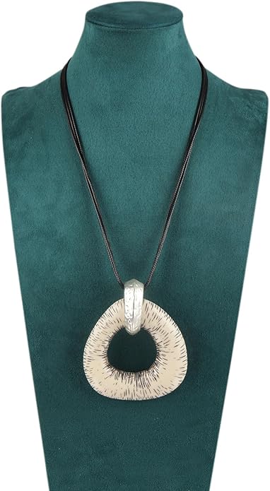 Boho Leather Necklace Women Bohemian Brown Circle Pendant Necklace Choker Long Necklaces for Women Boho Ring Large Pendant