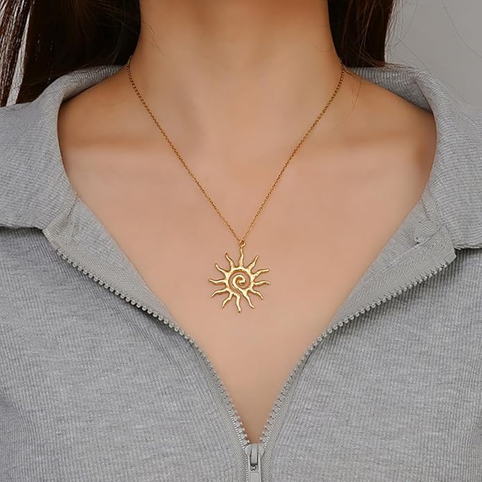 PINK TOWN Sun Necklace for Women Vintage Bohemian Spiral Sun Pendant Necklace Unique Gold Statement Sun Necklace Boho Style Jewelry