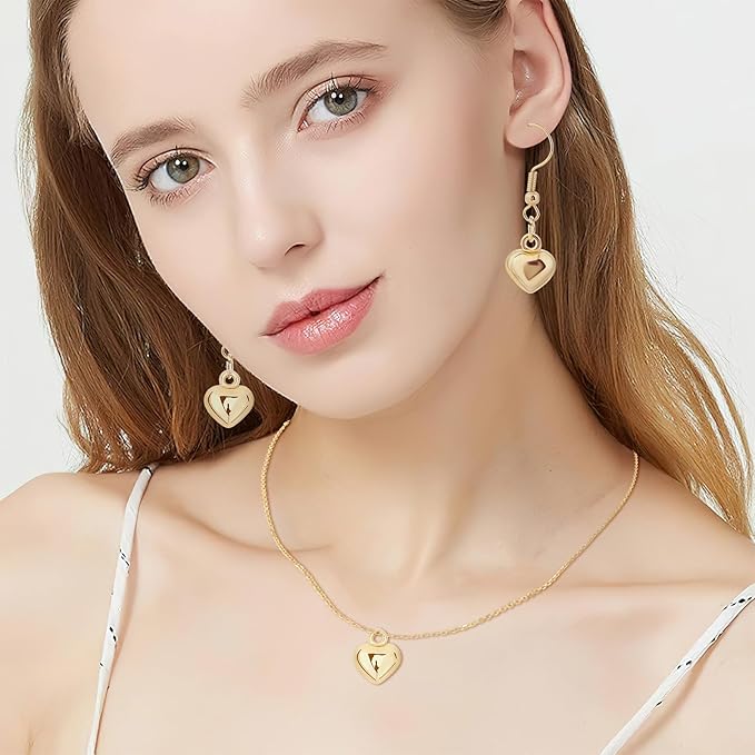 MARFOREVER 40 Pcs 18K Gold Heart Charms for Jewelry Making, Valentines Charms 3D Love Heart Shape Dangle Pendants for Mother's Day Valentine's Gifts Bracelet Necklace Earrings Making DIY Crafts