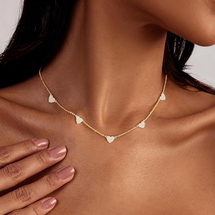 Cute Heart Necklace for Women Gold/Silver Plated Heart Pendant Choker Necklaces Tendy Love Heart Chain Necklace Dainty Gold/Silver Necklace Jewelry Gifts for Women