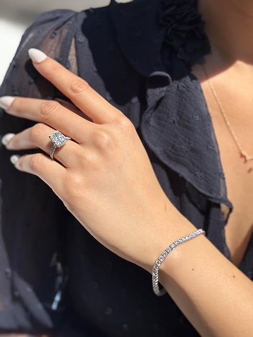 1.0-10 Carats Lab Grown Diamond Tennis Bracelet in 14K Gold, F Color & VS Clarity, Classic Diamond Bracelets for Women, part of our Premium Jewelry Signature Collection.