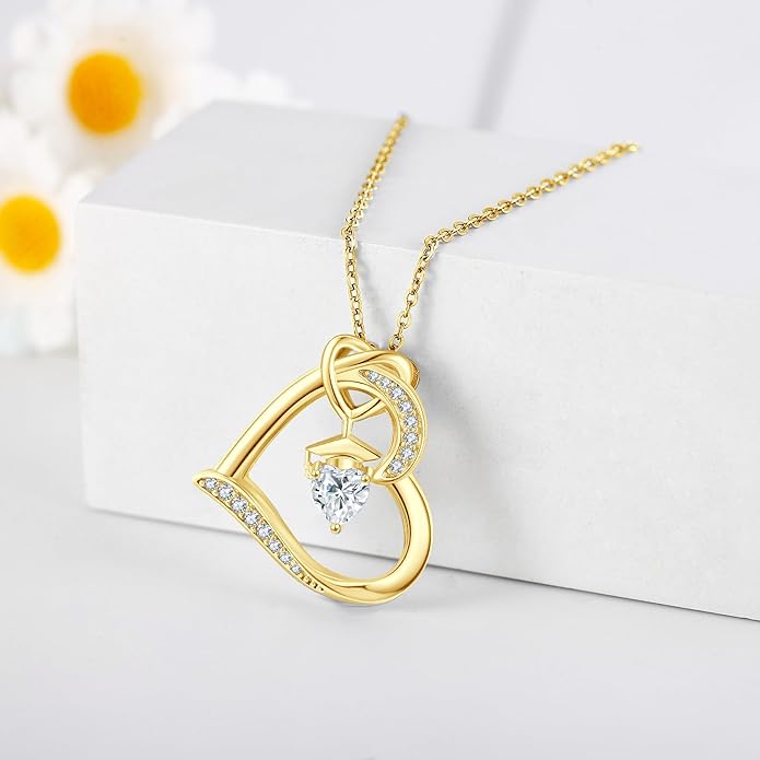 YAFEINI Graduation Necklace S925 Sterling Silver Bachelor Cap Necklaces Class of 2025 Heart Pendant College High School Graduation Gifts for Women Mom Wife