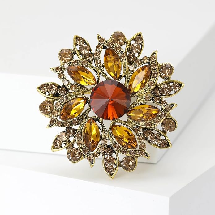 Rhinestone Flower Brooch for Women Vintage Crystal Flower Brooch Pin Elegant Clothing Hat Bag Accessories Christmas Birthday Party Wedding Costume Jewelry