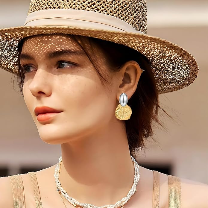 Gold Plated Earrings Dangle Chunky Fan-shaped Earrings Shell Earring for Women Two-Tone Fashion Statement Jewelry