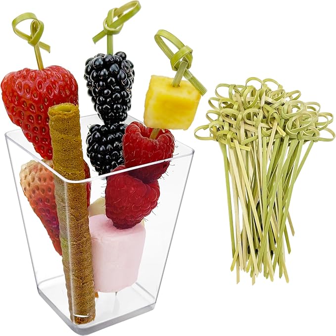 CAMKYDE 20 Sets Plastic Charcuterie Cups with Sticks, Clear Appetizer Cups Fruit Cups 5 oz for Party (20 Cups+50 Sticks)