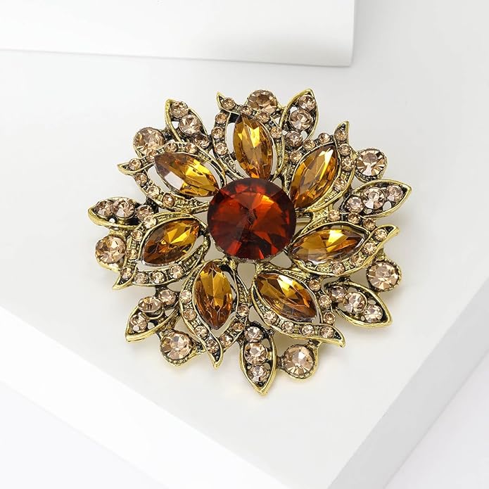 Rhinestone Flower Brooch for Women Vintage Crystal Flower Brooch Pin Elegant Clothing Hat Bag Accessories Christmas Birthday Party Wedding Costume Jewelry