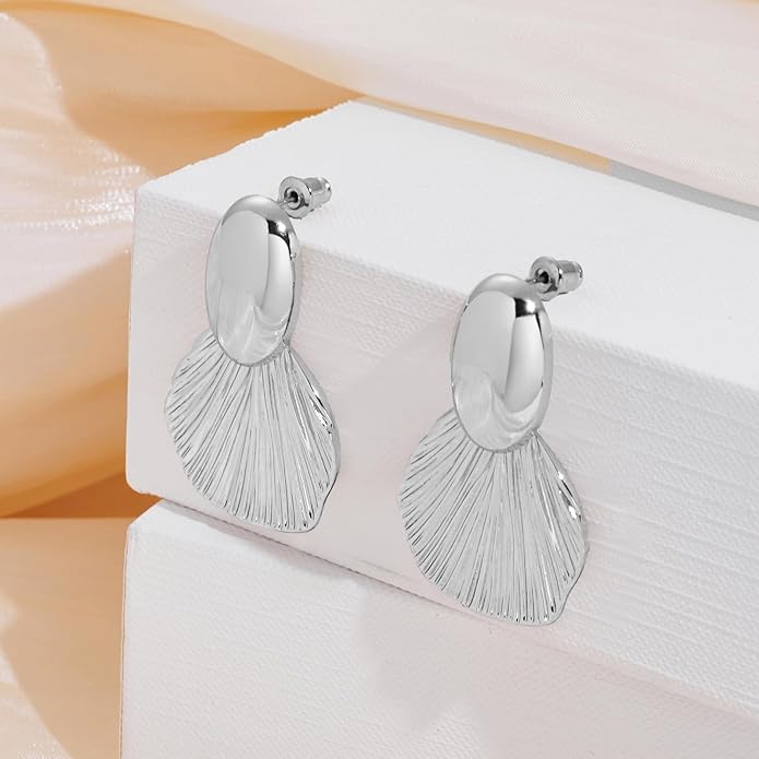 Gold Plated Earrings Dangle Chunky Fan-shaped Earrings Shell Earring for Women Two-Tone Fashion Statement Jewelry