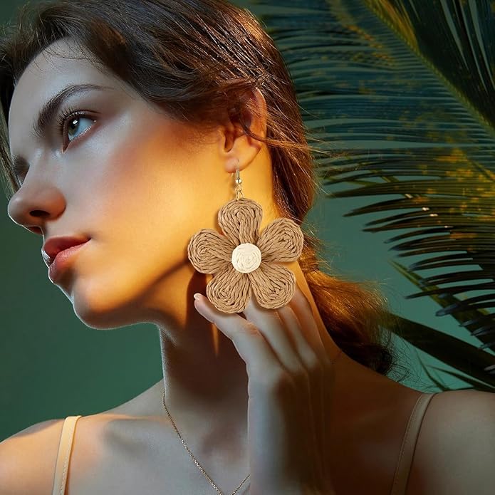 Handmade Raffia Hoop Earrings Statement Tropical Bohemian Straw Dangle Earrings Natural Rattan Vacation Style Round Earrings for Women Summer Beach Party Essential Jewelry