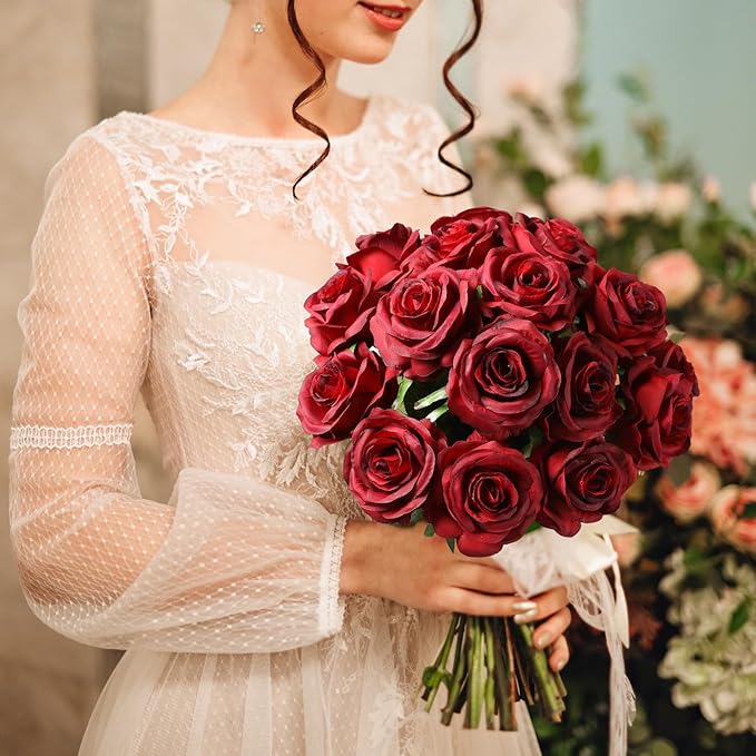 Tifuly 100 Pcs Red Roses Artificial Flowers Bulk, Realistic Long Stem Fake Silk Roses Bouquet for Wedding Centerpiece Table Vases Party Home Kitchen Decor（Burgundy）