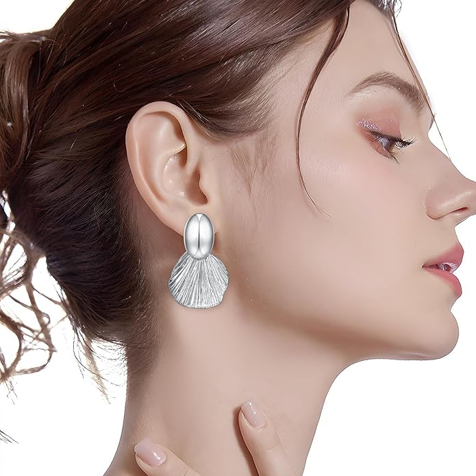 Gold Plated Earrings Dangle Chunky Fan-shaped Earrings Shell Earring for Women Two-Tone Fashion Statement Jewelry