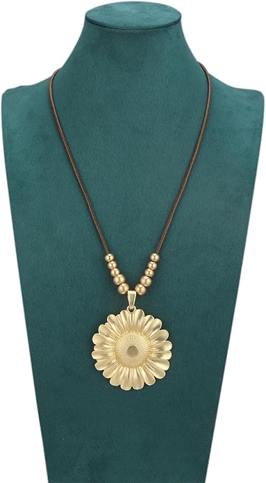 Boho Leather Necklace Women Bohemian Brown Circle Pendant Necklace Choker Long Necklaces for Women Boho Ring Large Pendant