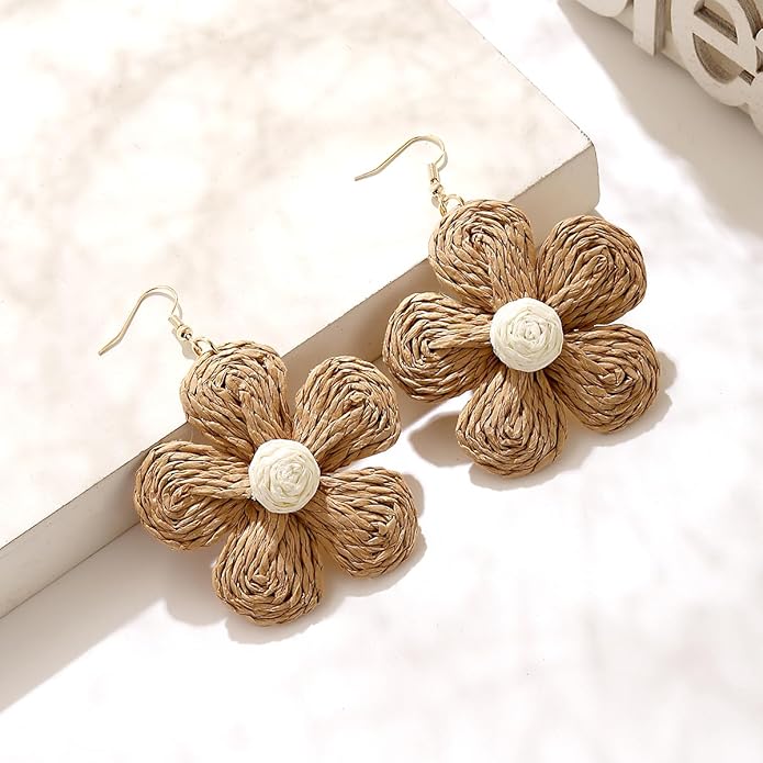 Handmade Raffia Hoop Earrings Statement Tropical Bohemian Straw Dangle Earrings Natural Rattan Vacation Style Round Earrings for Women Summer Beach Party Essential Jewelry