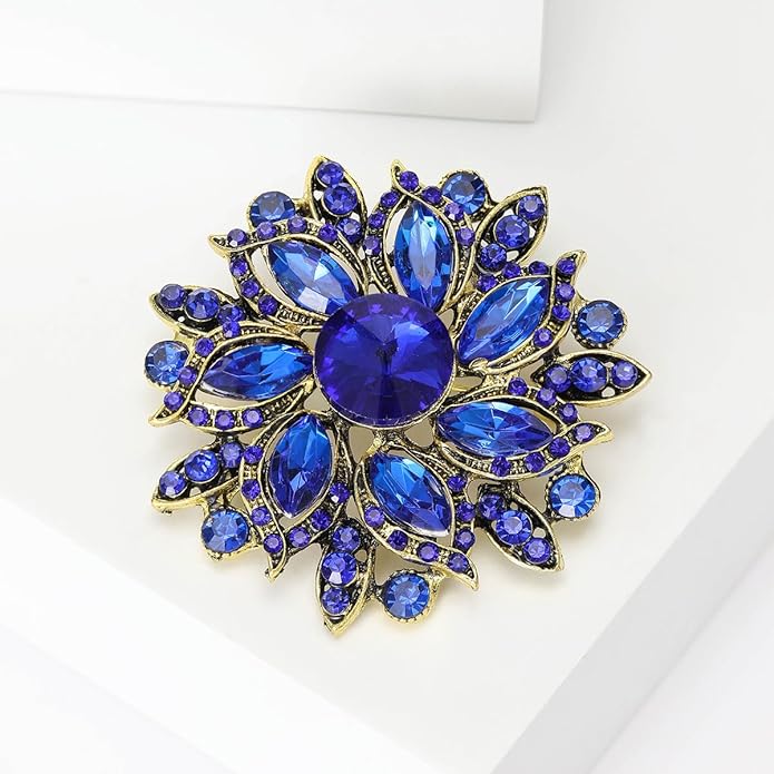 Rhinestone Flower Brooch for Women Vintage Crystal Flower Brooch Pin Elegant Clothing Hat Bag Accessories Christmas Birthday Party Wedding Costume Jewelry
