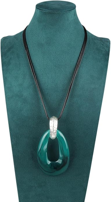 Boho Leather Necklace Women Bohemian Brown Circle Pendant Necklace Choker Long Necklaces for Women Boho Ring Large Pendant