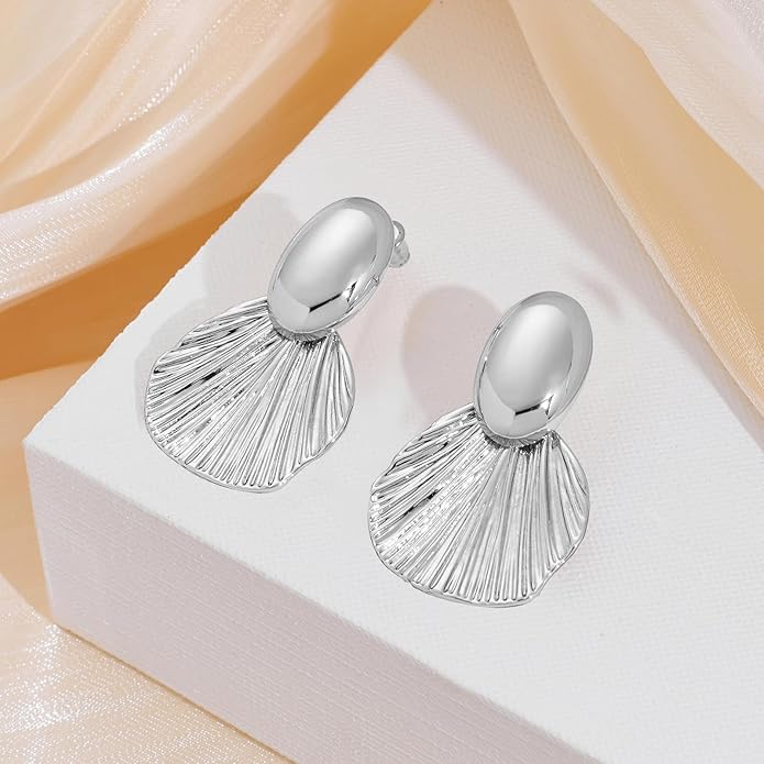 Gold Plated Earrings Dangle Chunky Fan-shaped Earrings Shell Earring for Women Two-Tone Fashion Statement Jewelry