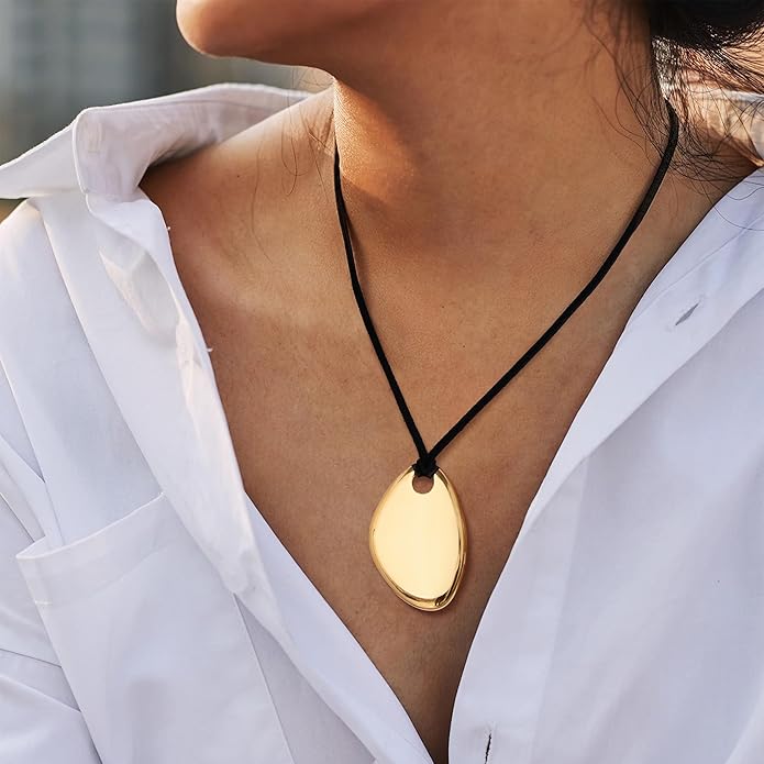 Chunky Gold Necklace with Star Pendant for Women,18K Gold Plated Stainless Steel Sweatproof Non Tarnish Hypoallergenic Chain,Trendy Chunky Necklaces for Women,Star Necklace Fashion Statement Jewelry