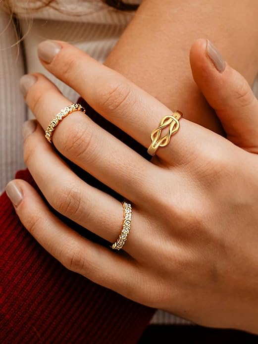 Suplight 925 Sterling Silver Ring Simple Infinity Knot Wedding Band Rings Love Knot Promise Ring for Women Size 4-12(with Gift Box)