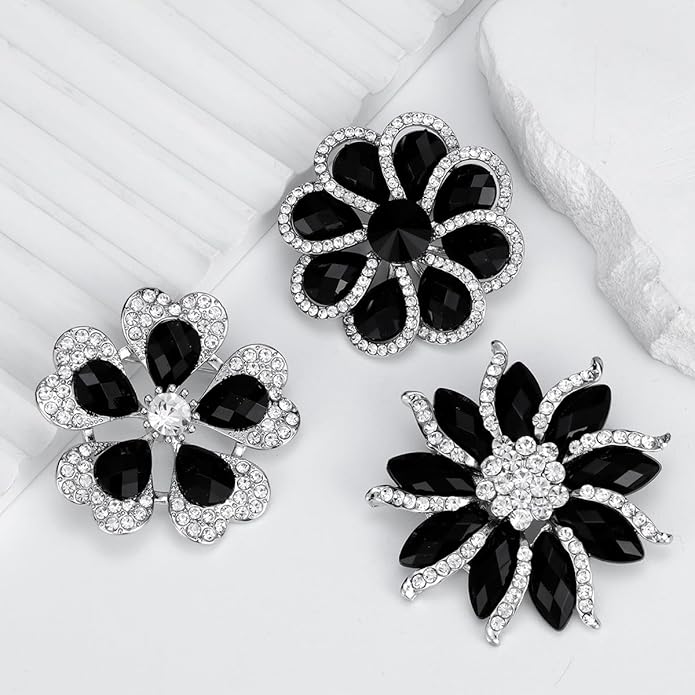Rhinestone Flower Brooch for Women Vintage Style Black White Crystal Flower Brooch Pin Sparkling Bridal Wedding Crystal Pin Elegant Clothing Hat Bag Accessories Christmas Birthday Party Wedding Costume Jewelry