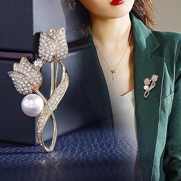 Crystal Pearl Flower Brooches Pins Fashion Beautiful Created Rhinestone Floral Brooch Good Idea for Party Dance Wedding Banquet for Elegant Women Girl