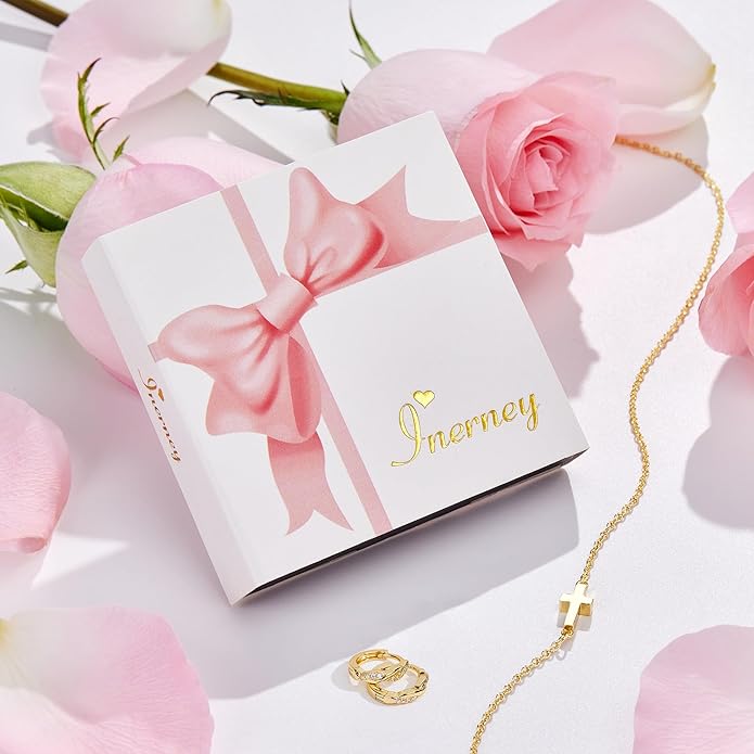Inerney Valentines Day Gifts Gold Bubble Letter Necklace Initial Necklaces for Women, Chunky 14K Plated Balloon Initials, Trendy Charm Non Tarnish Custom Name Pendant Jewelry Gifts for Mom