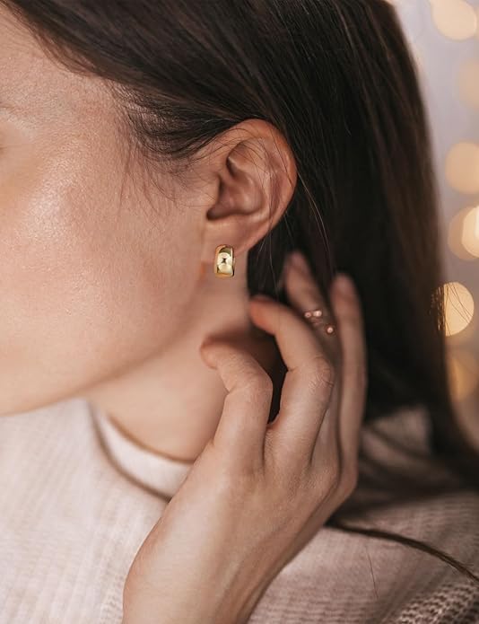 SHINYSO 14K Gold Plated Small Chunky Hoop Earrings for Women Dainty Thick Lightweight hypoallergenic Earring