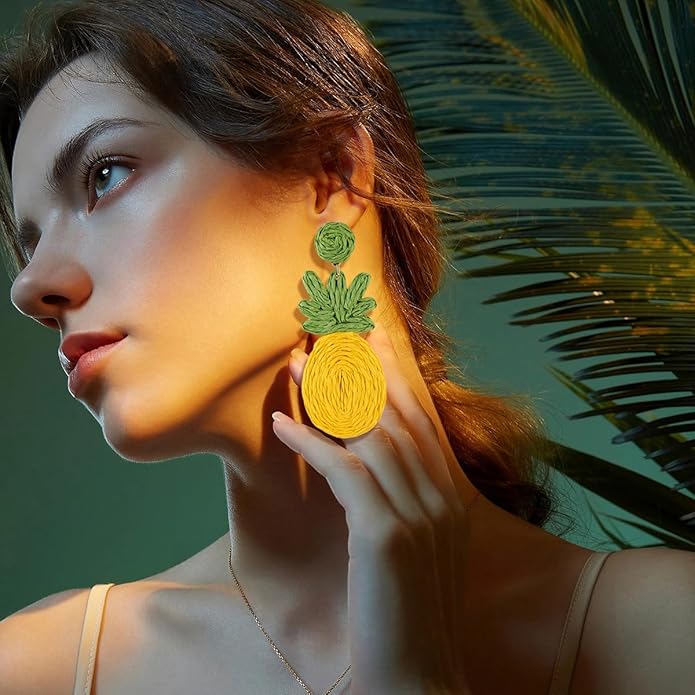 Handmade Raffia Hoop Earrings Statement Tropical Bohemian Straw Dangle Earrings Natural Rattan Vacation Style Round Earrings for Women Summer Beach Party Essential Jewelry