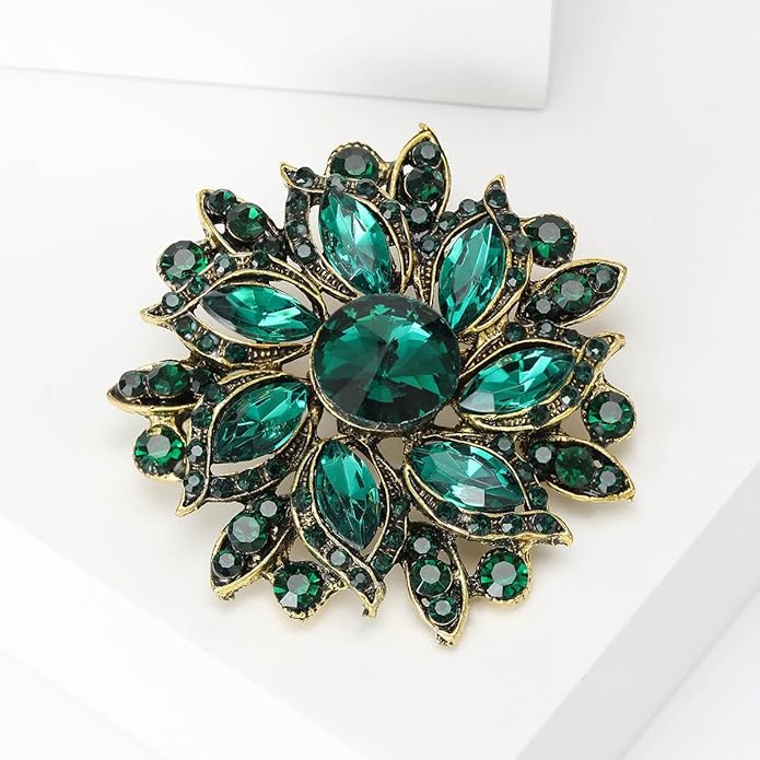 Rhinestone Flower Brooch for Women Vintage Crystal Flower Brooch Pin Elegant Clothing Hat Bag Accessories Christmas Birthday Party Wedding Costume Jewelry
