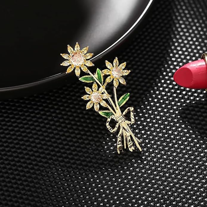 14K Gold Daisy Brooch with Crystal Inlay - Bright Bouquet Flower Crystal Brooch,Ideal Gift for Her on Special Occasions