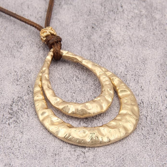 Boho Leather Necklace Women Bohemian Brown Circle Pendant Necklace Choker Long Necklaces for Women Boho Ring Large Pendant