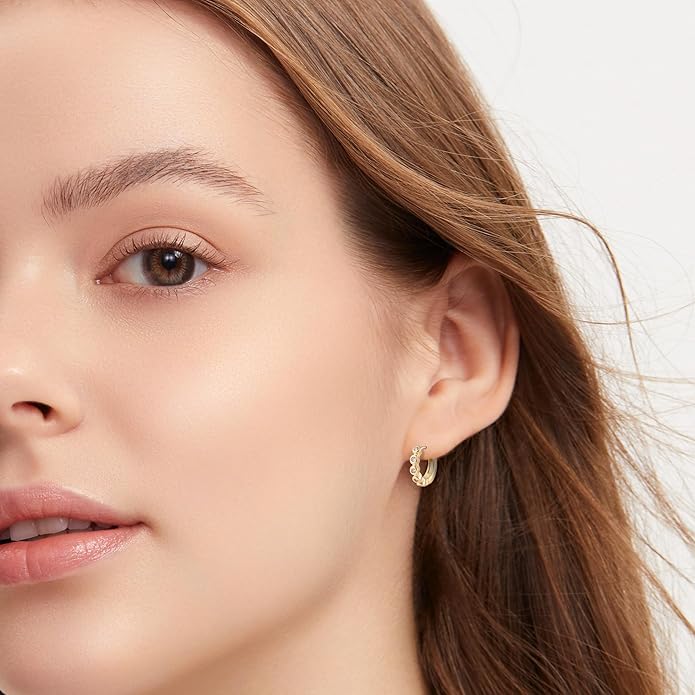 6 Pairs Gold Hoop Earrings Set for Women, 14K Gold Plated Small Huggie Hoops Earrings Hypoallergenic, Lightweight Tiny Cartilage Piercings Earrings Jewelry for Women Gifts.