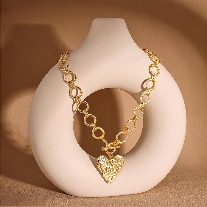Chunky Gold Heart Necklace for Women，14K Gold Plated Puffy Heart Pendant Bold Chain Necklace with Toggle Clasp，Waterproof Non Tarnish Hypoallergenic Chunky Statement Jewelry Gift for Women