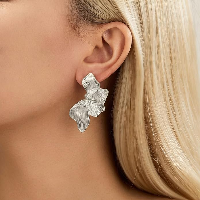 HANRESHE Lightweight Gold Silver Flower Earrings Trendy Leaf Statement Earrings Jewelry Gift
