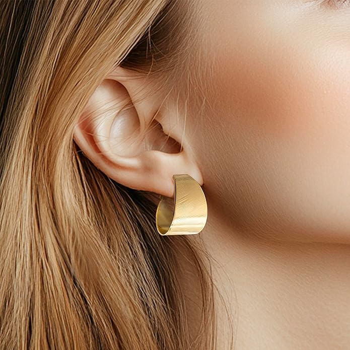 Big Chunky Gold Hoop Earrings for Women Trendy 14K Gold Plated Large Thick Gold Hoops