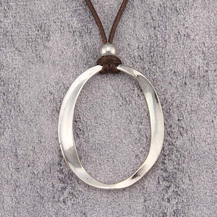 Boho Leather Necklace Women Bohemian Brown Circle Pendant Necklace Choker Long Necklaces for Women Boho Ring Large Pendant