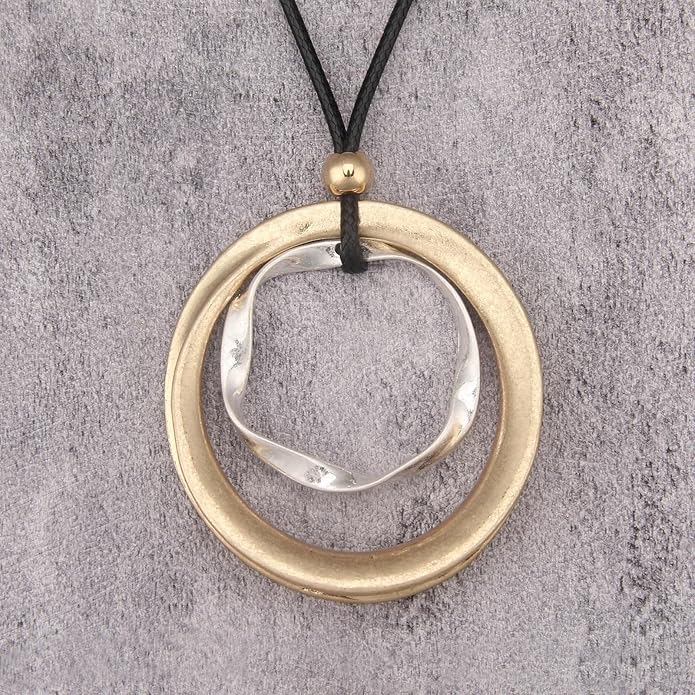 Boho Leather Necklace Women Bohemian Brown Circle Pendant Necklace Choker Long Necklaces for Women Boho Ring Large Pendant