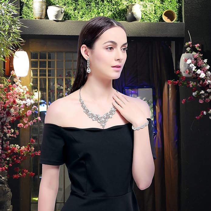 3/4 Pieces Women Jewelry Set Artificial Rhinestone Crystal Bride Statement Choker Necklace Tiara Crown Link Bangle Bracelet Teardrop Dangle Earrings Set