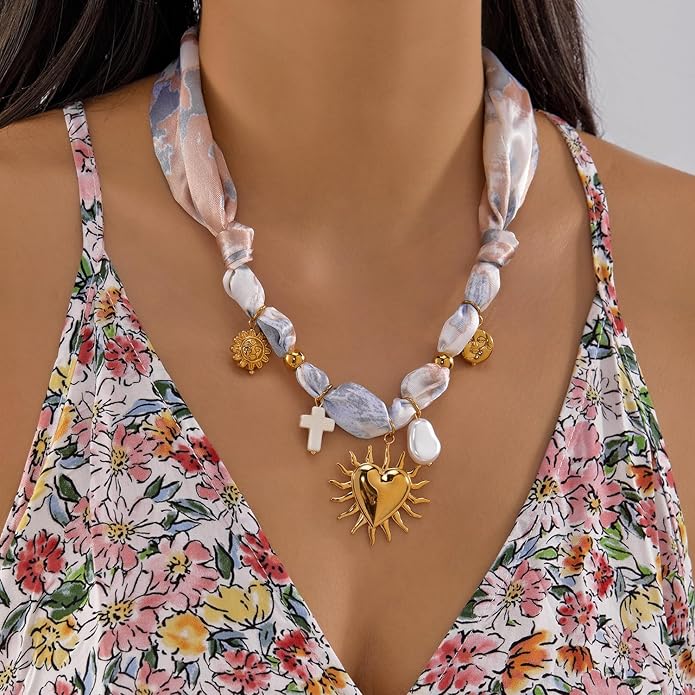 RINHOO FRIENDSHIP Silk Scarf Necklace for Women - Adjustable Boho Vintage Bandana Choker with 18K Non-Tarnish Gold Charms (Assorted Pendants & Patterns) Layered Jewelry Gift Box