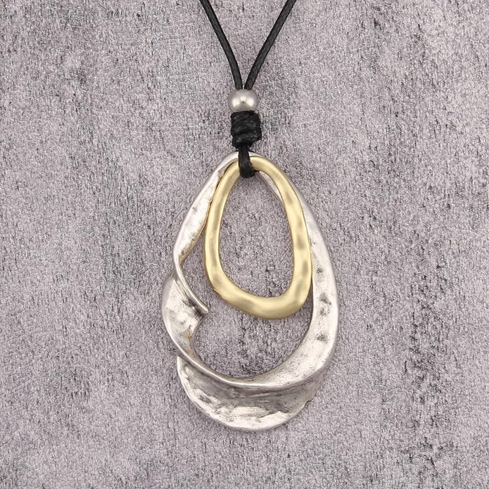 Boho Leather Necklace Women Bohemian Brown Circle Pendant Necklace Choker Long Necklaces for Women Boho Ring Large Pendant