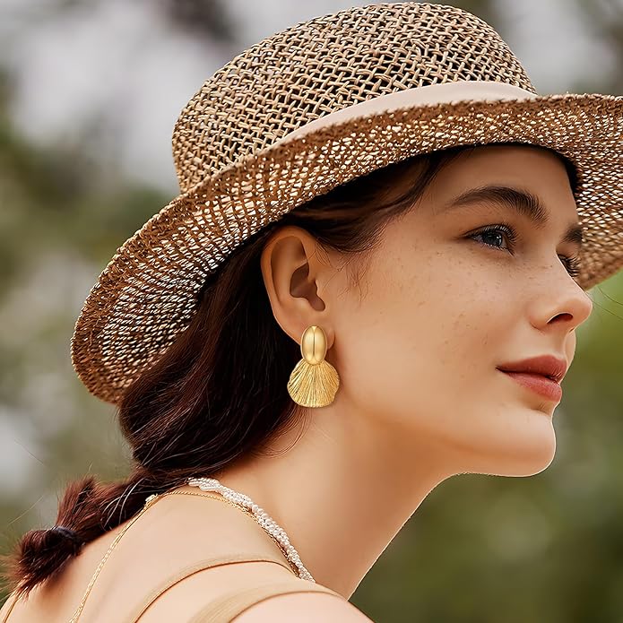 Gold Plated Earrings Dangle Chunky Fan-shaped Earrings Shell Earring for Women Two-Tone Fashion Statement Jewelry