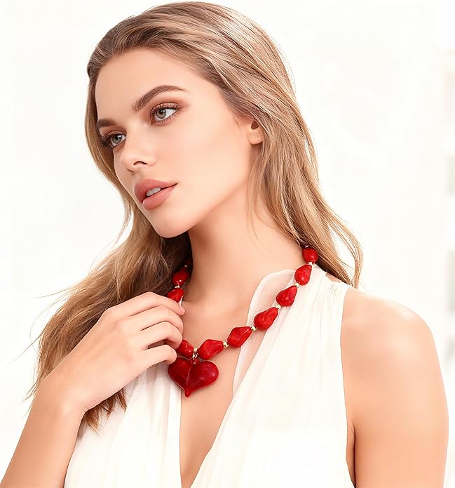 Large Acrylic Heart Necklaces for Women Chunky Puffy Heart Pendant Necklace Exaggerated Statement Love Beaded Choker Necklace Jewelry